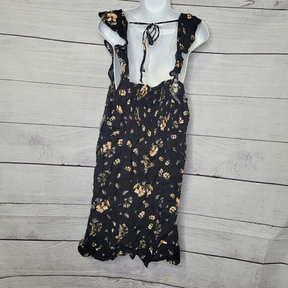 Women's Floral Sleeveless Apron Dress - Picture 6 of 6